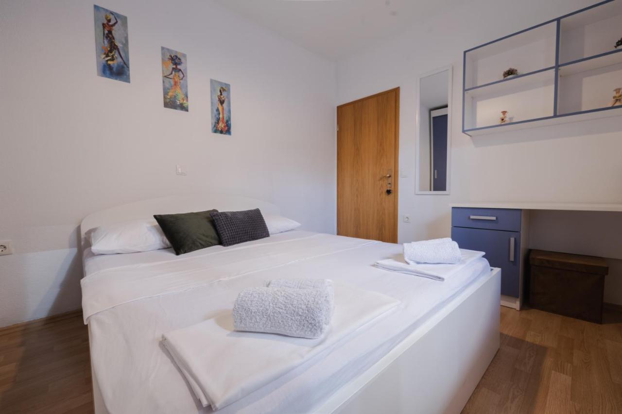 Apartment Dany - Free Beach Parking Makarska Extérieur photo